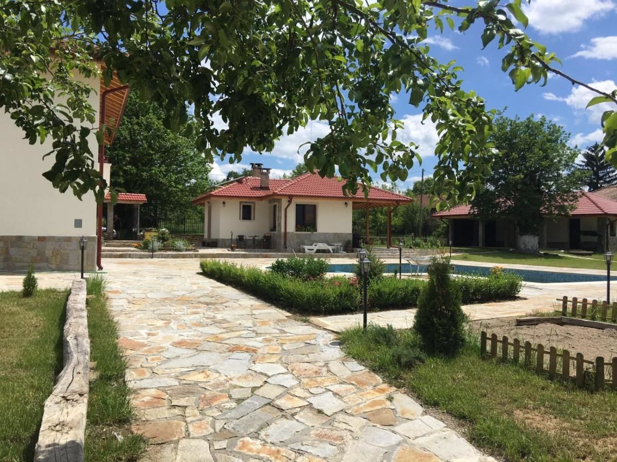 Дома для отпуска Mountain View Vacation Home Balabanska-4